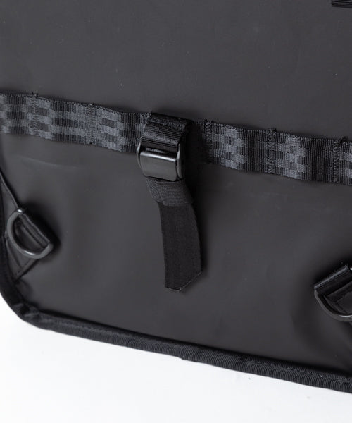 MAKAVELIC X CHROME COLLABORATION/HOLMAN PANNIER BAG