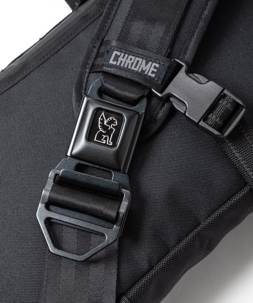 MAKAVELIC X CHROME COLLABORATION/e-KADET