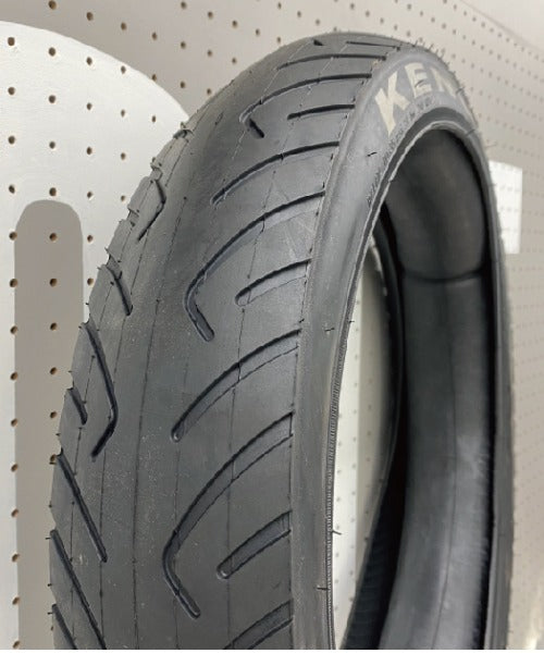 スリックタイヤ