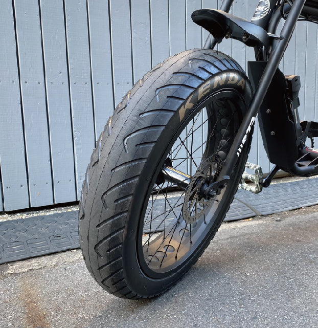 スリックタイヤ
